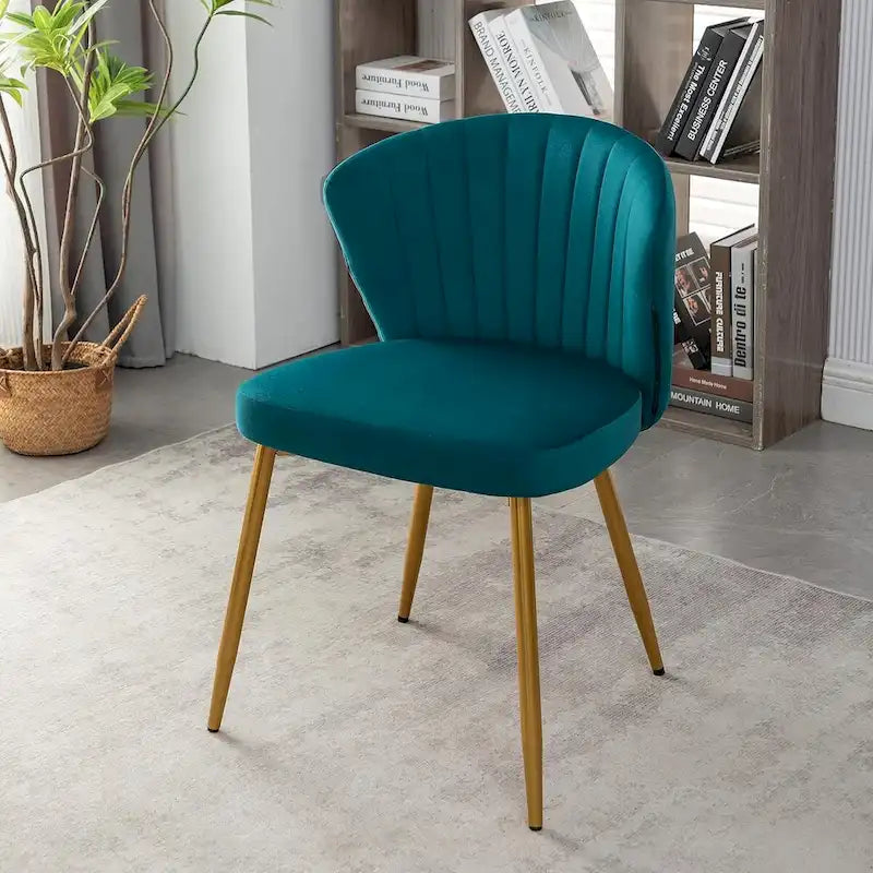 Fauteuil d'appoint moderne en velours avec design capitonné, assise sans accoudoirs confortable et tendance.